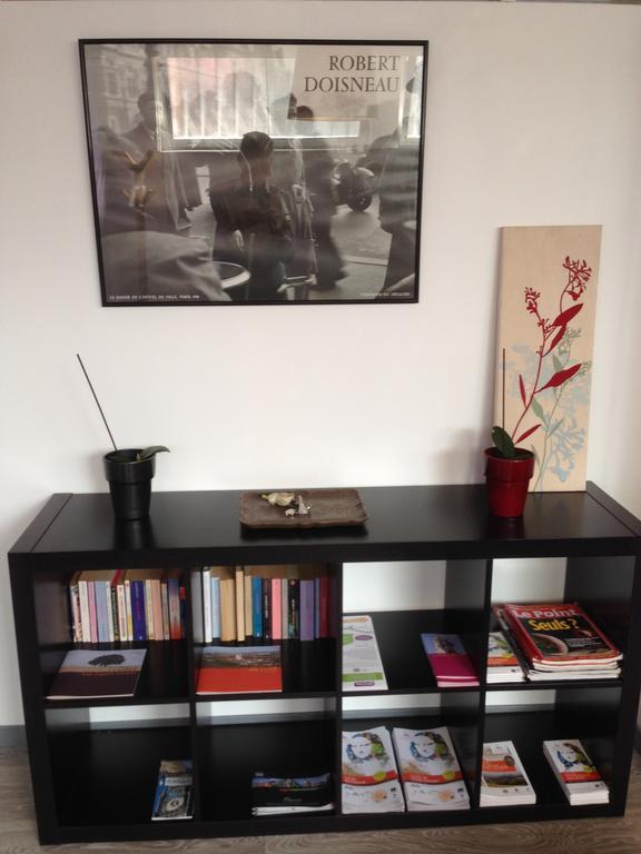 Le Sweet Home Lens Room photo